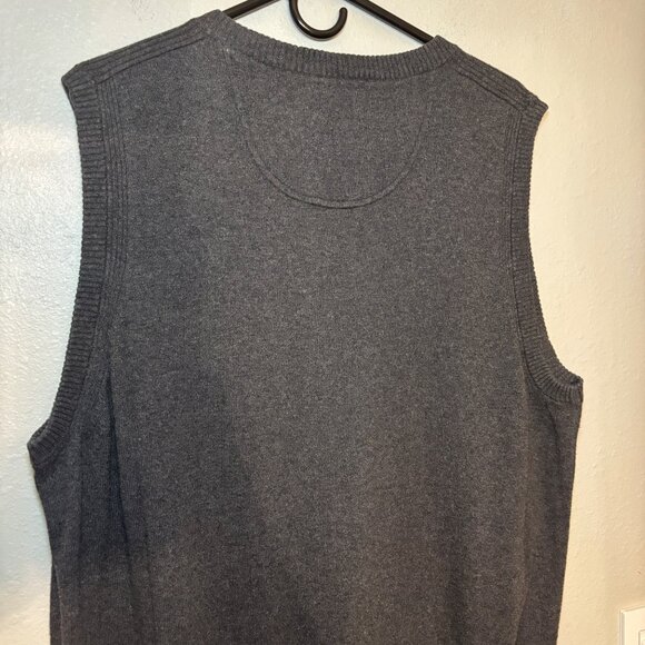 Woolrich Men’s Charcoal Gray Sweater Vest XL 60% Cotton Nylon Wool Soft Trendy - Picture 9 of 14